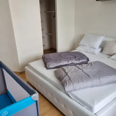 Apartman Beautiful Modern Decorated Flat